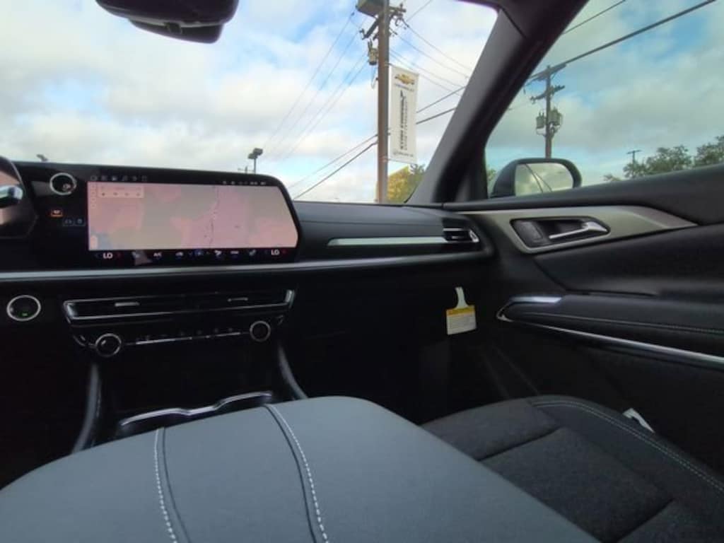 New 2026 Chevrolet Traverse LT SUV