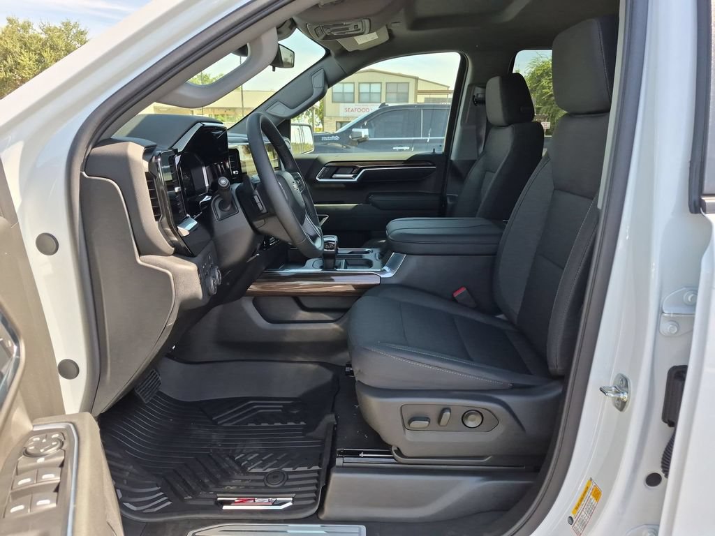 2026 Chevrolet Silverado 1500 LT - Photo 18