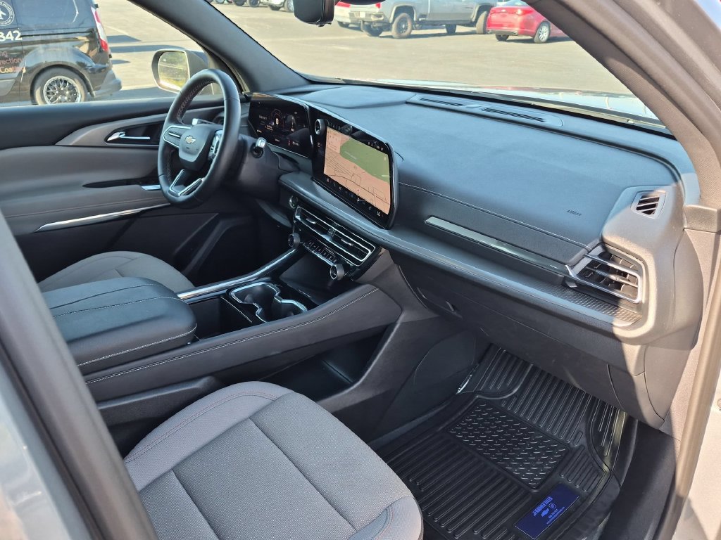 2026 Chevrolet Traverse LT - Photo 27