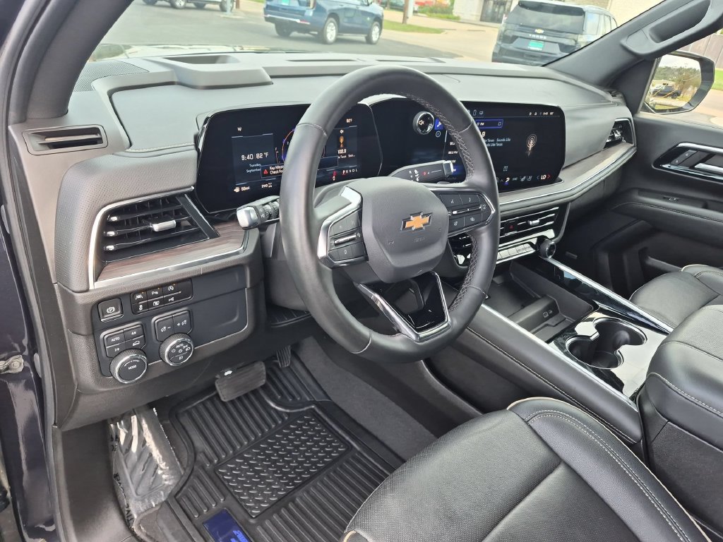2025 Chevrolet Tahoe Premier - Photo 9