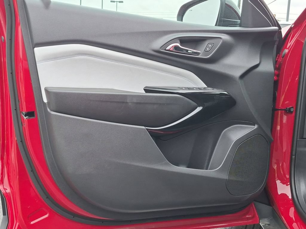 2026 Chevrolet Trax LT - Photo 20