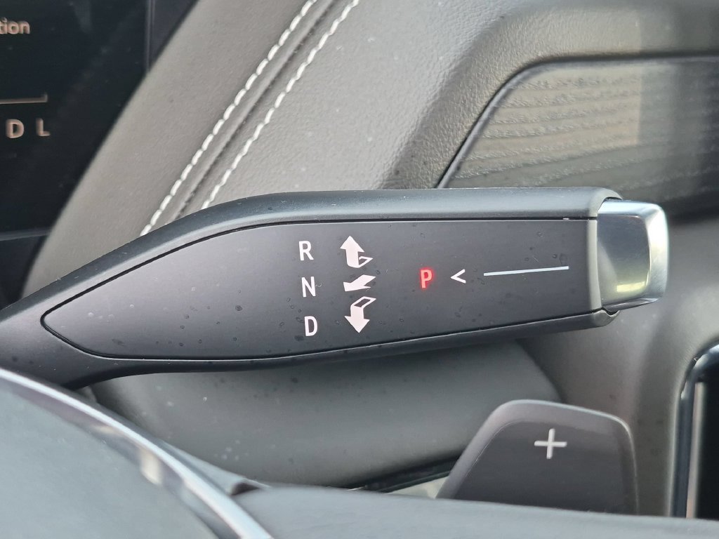 2025 GMC Yukon AT4 Ultimate - Photo 15