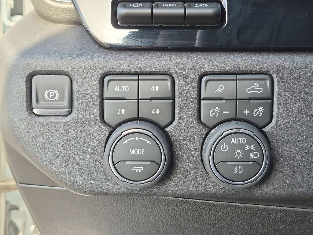 2026 Chevrolet Silverado 2500HD ZR2 - Photo 15
