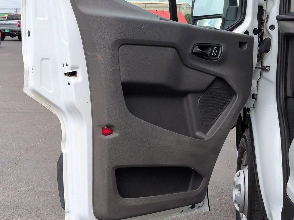 2024 Ford Transit Passenger Van XL - Photo 18