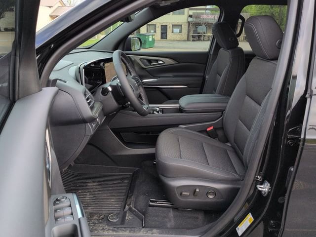 2026 Chevrolet Traverse LT - Photo 17