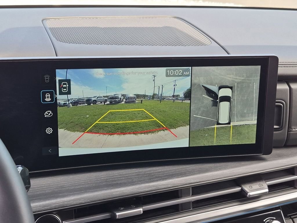2025 Hyundai Santa Fe Limited - Photo 13