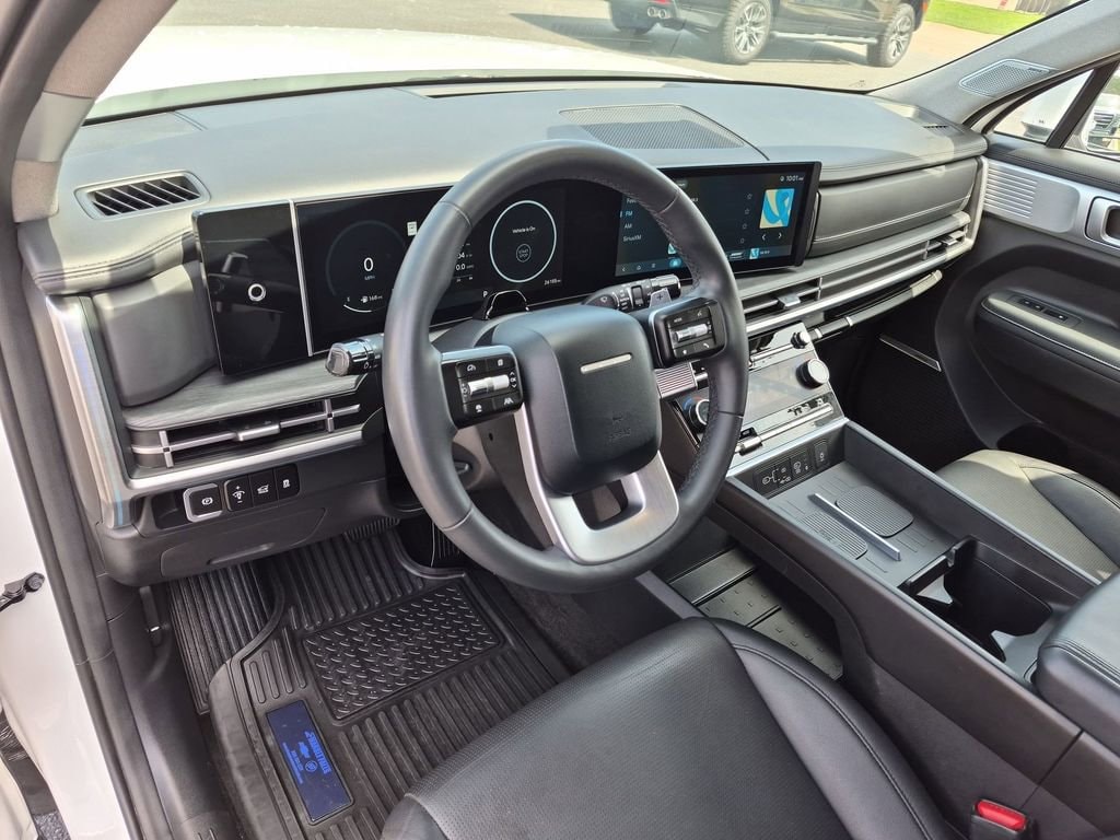 2025 Hyundai Santa Fe Limited - Photo 8
