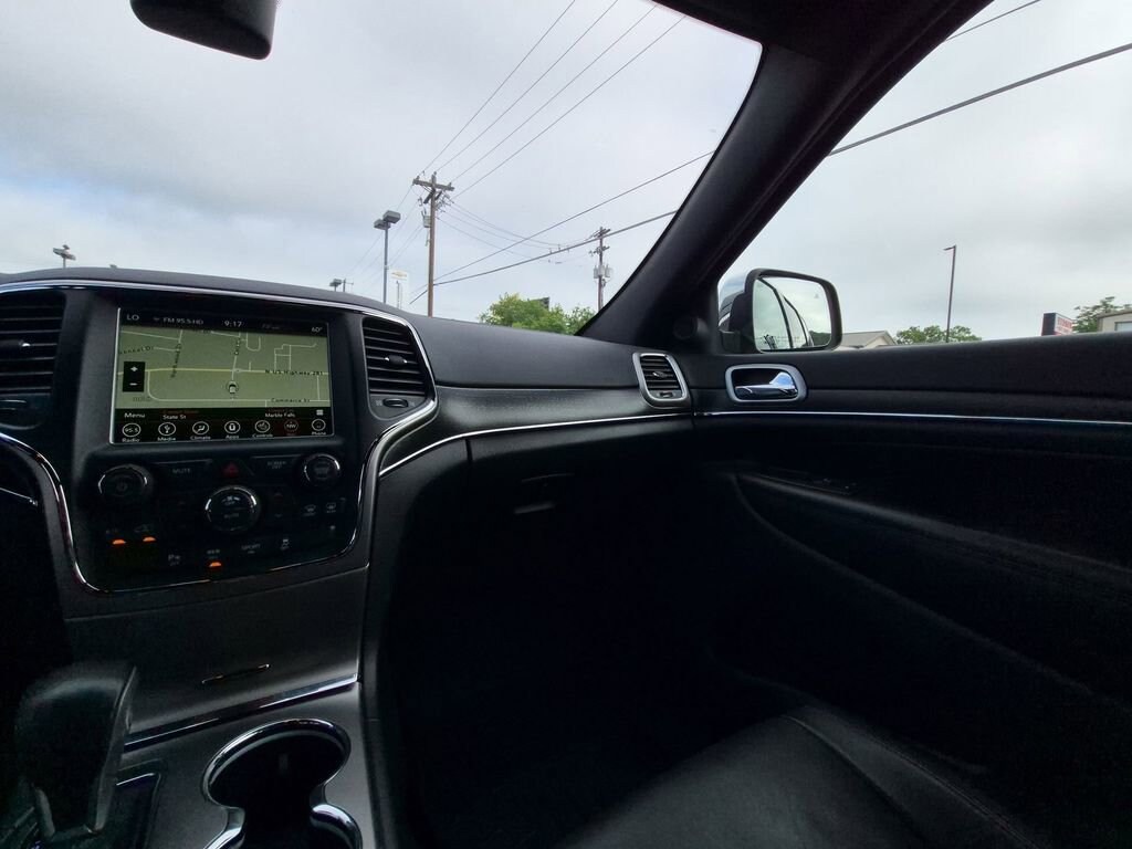Used 2018 Jeep Grand Cherokee Limited 4x4 SUV