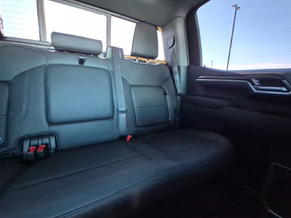 2024 Chevrolet Silverado 1500 LTZ - Photo 7