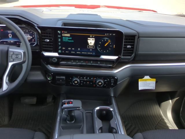 2025 Chevrolet Silverado 1500 LT photo 3