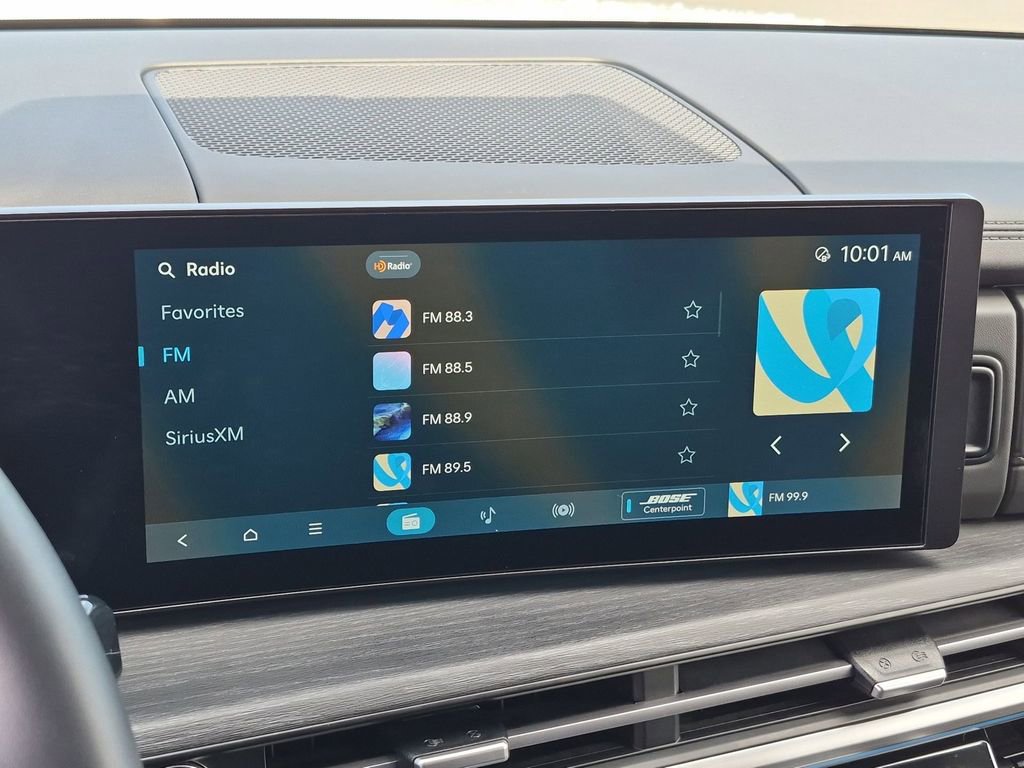 2025 Hyundai Santa Fe Limited - Photo 11