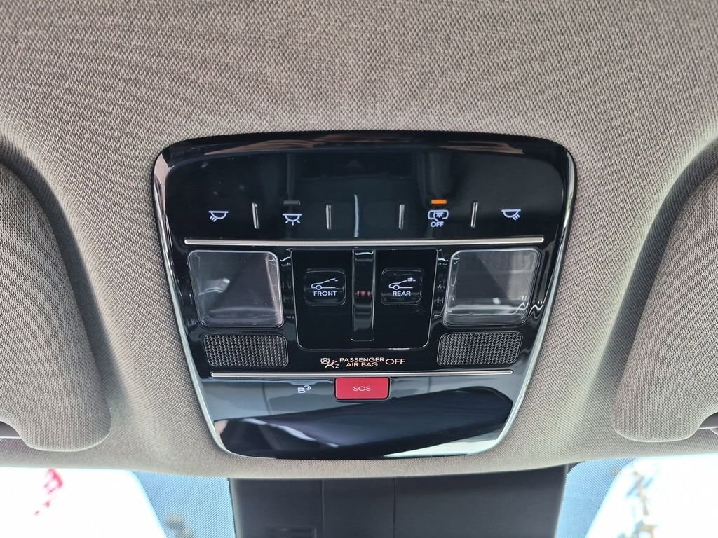 2025 Hyundai Santa Fe Limited - Photo 33