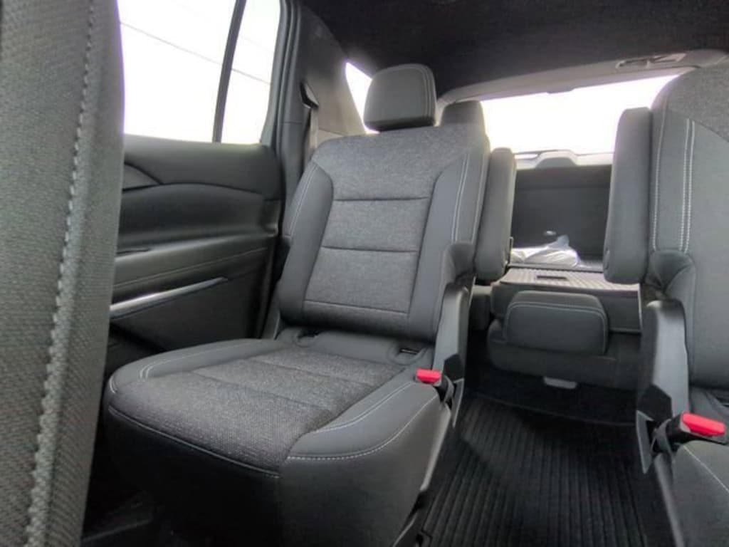 New 2026 Chevrolet Traverse LT SUV