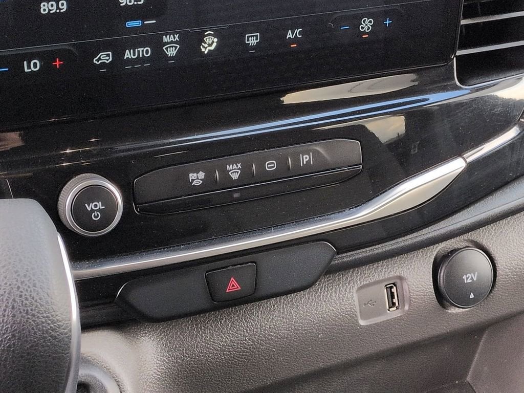 2024 Ford Transit Passenger Van XL - Photo 9