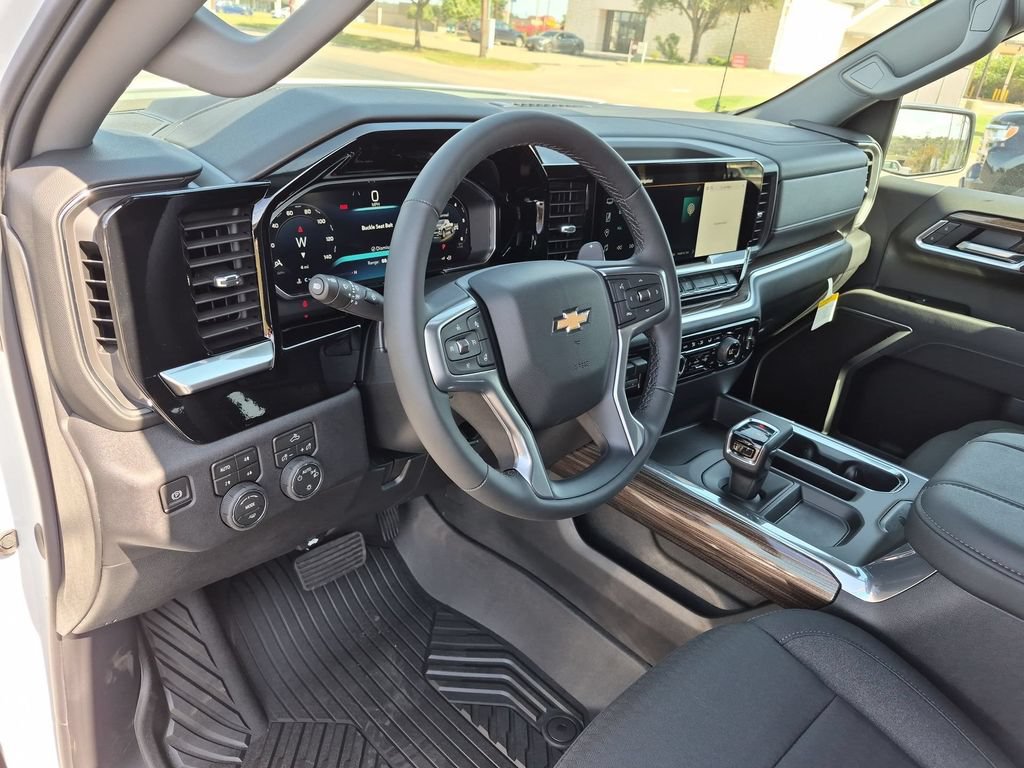 2026 Chevrolet Silverado 1500 LT - Photo 9
