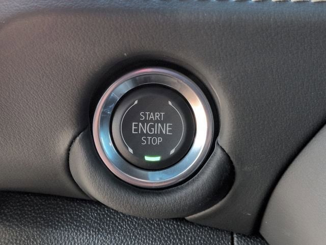 2026 Chevrolet Suburban Premier - Photo 15