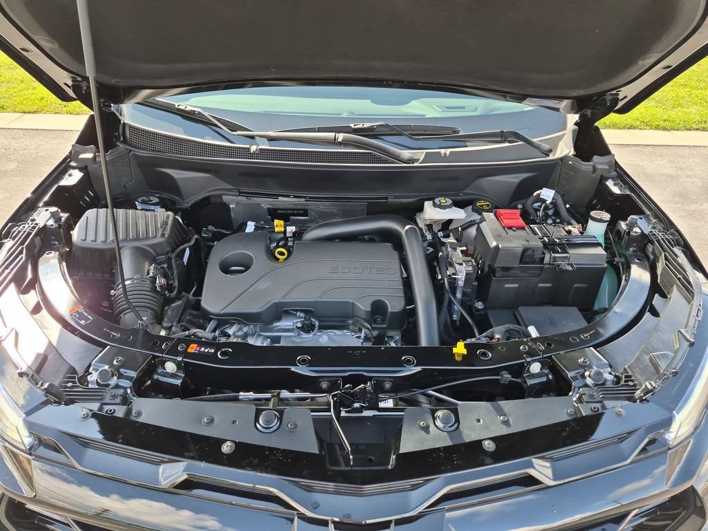 2025 Chevrolet Equinox RS - Photo 29
