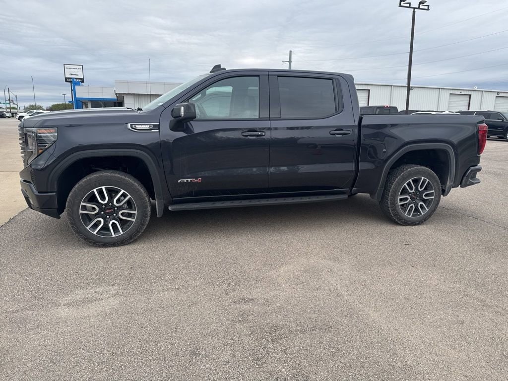 Used 2025 GMC Sierra 1500 AT4 Truck
