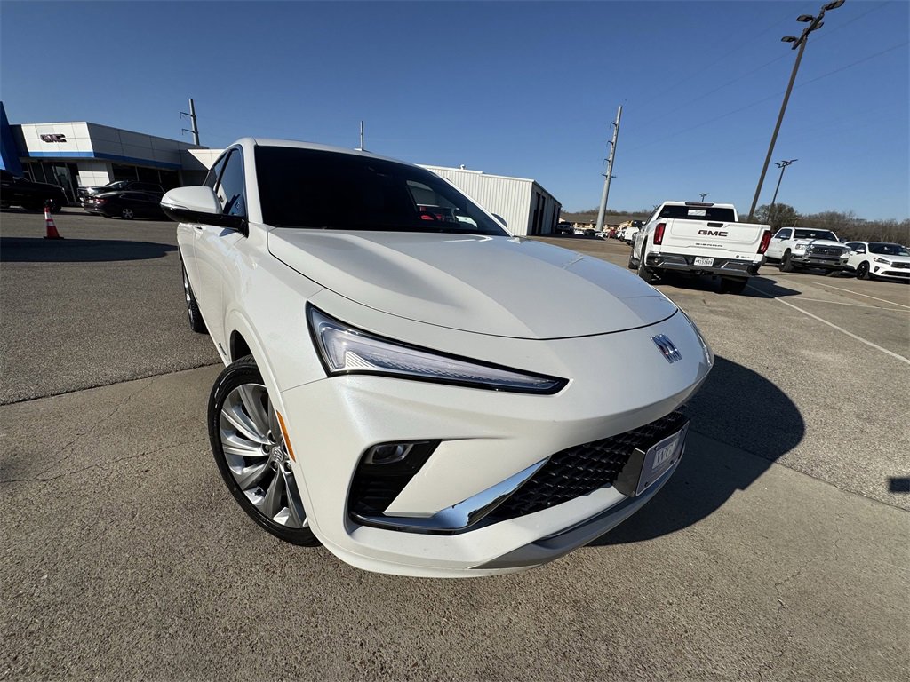 2024 Buick Envista Avenir's photo