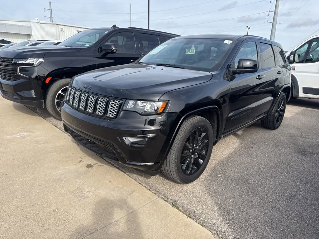 Used 2019 Jeep Grand Cherokee Altitude 4x2 SUV
