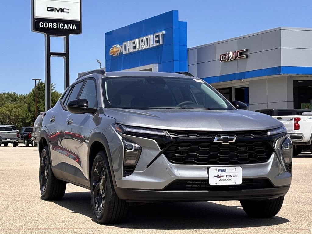 New 2026 Chevrolet Trax LT SUV