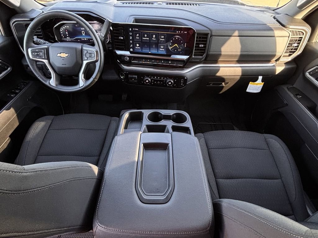 2025 Chevrolet Silverado 1500 LT - Photo 7