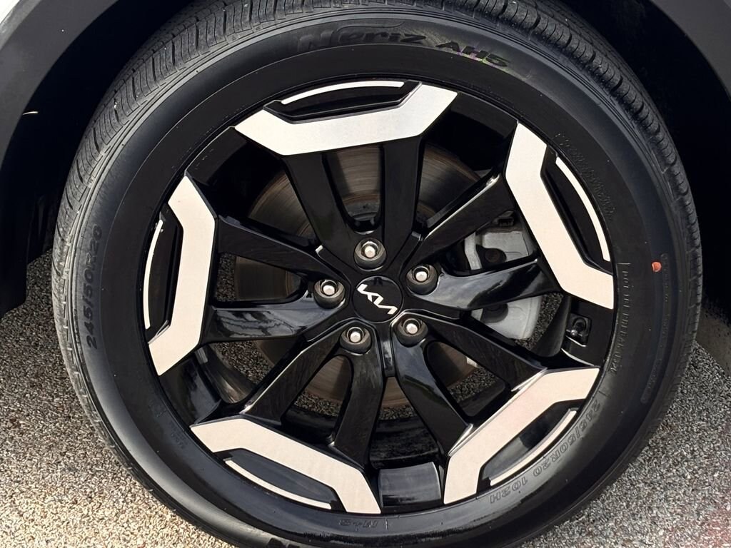 Used 2025 Kia Telluride S