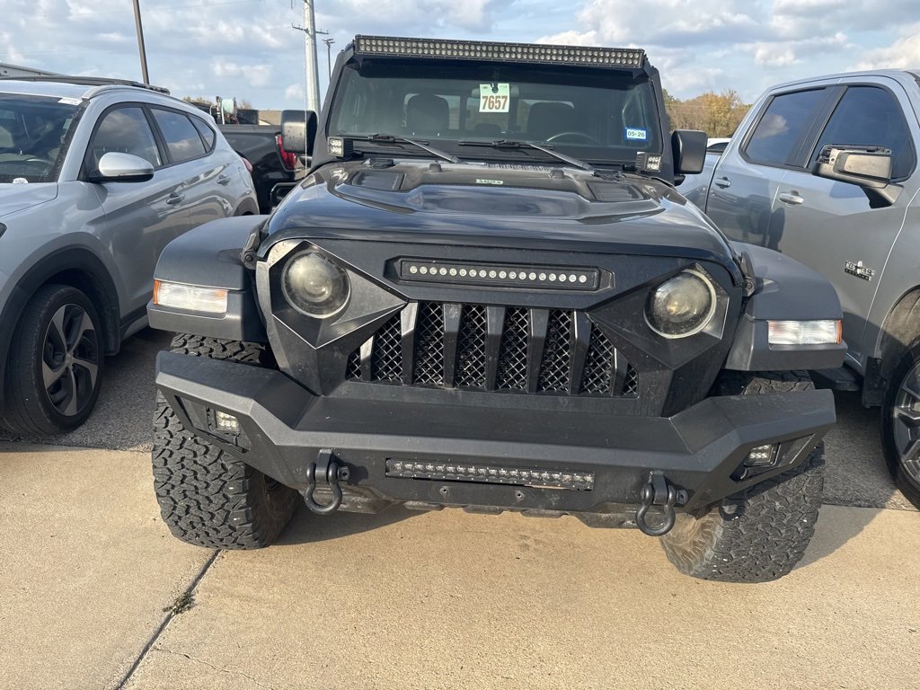 2020 Jeep Gladiator Rubicon photo 2