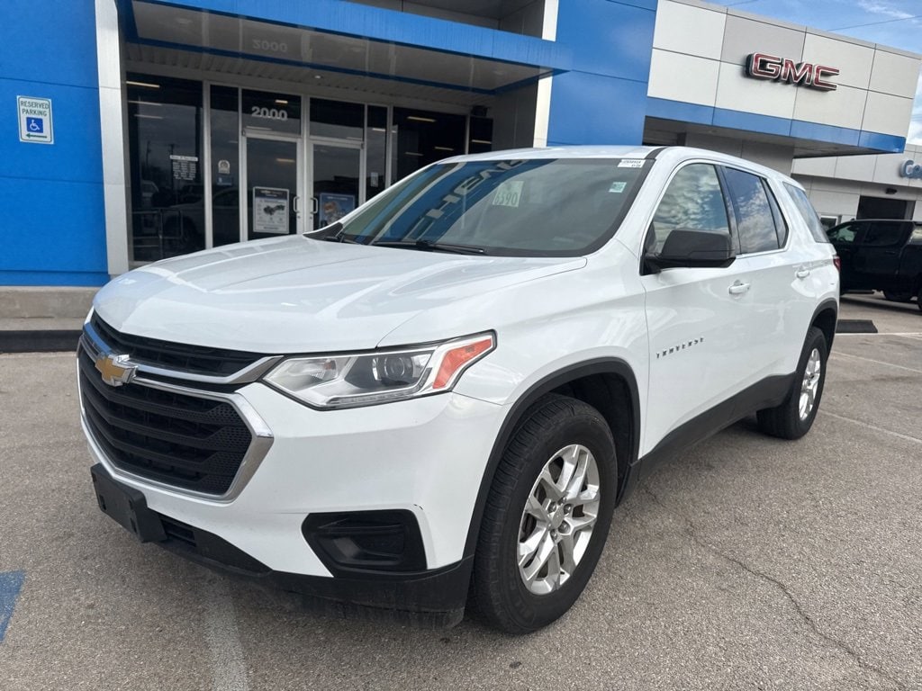 2019 Chevrolet Traverse LS's photo