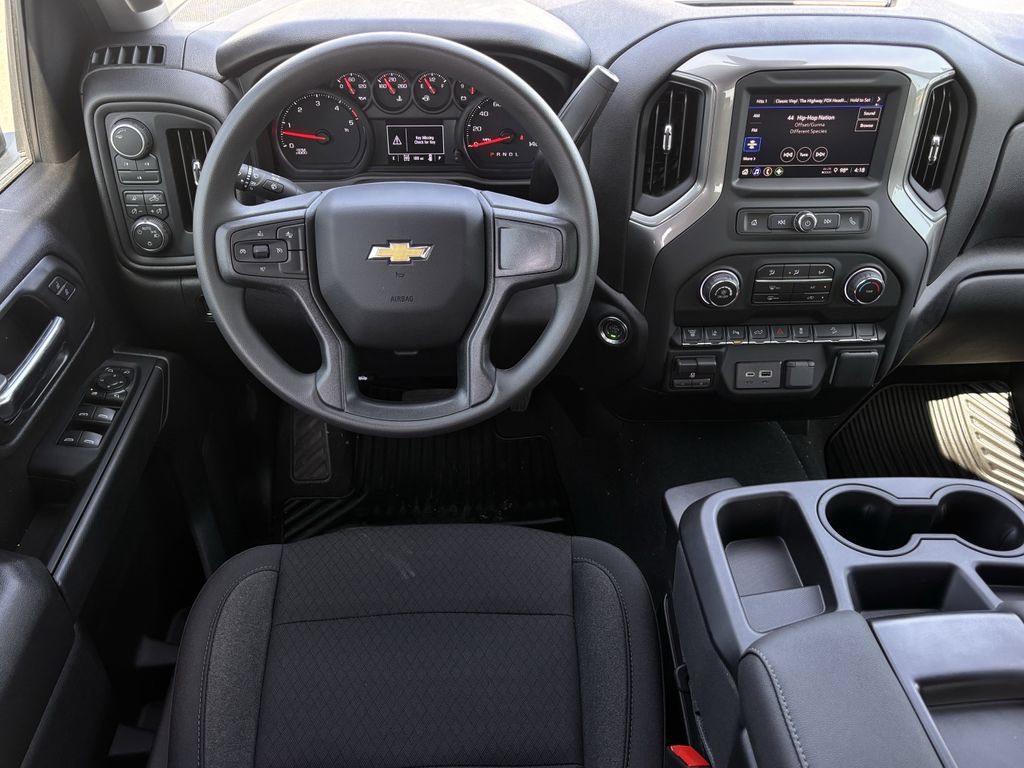 2026 Chevrolet Silverado 2500 HD Custom - Photo 10