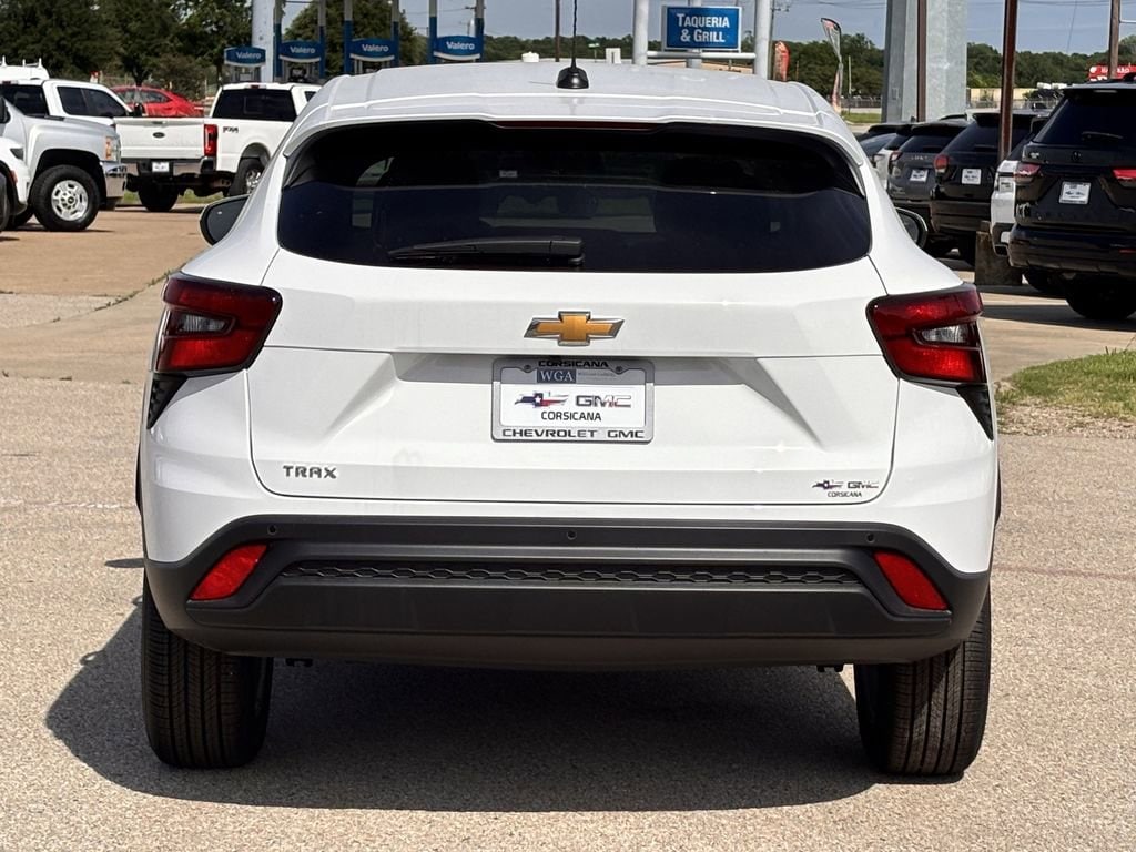 2026 Chevrolet Trax LS - Photo 6