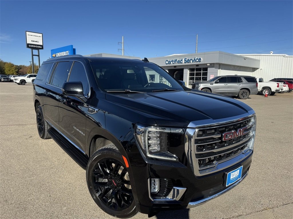 2022 GMC Yukon XL SLT's photo
