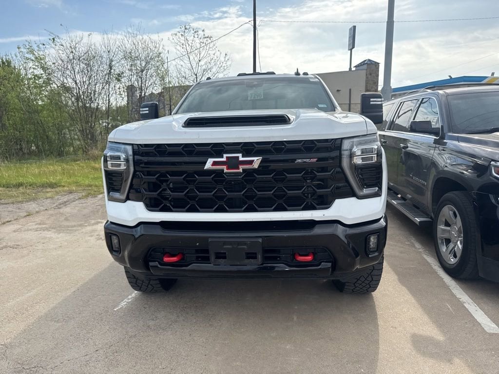Used 2024 Chevrolet Silverado 2500 HD ZR2 Truck