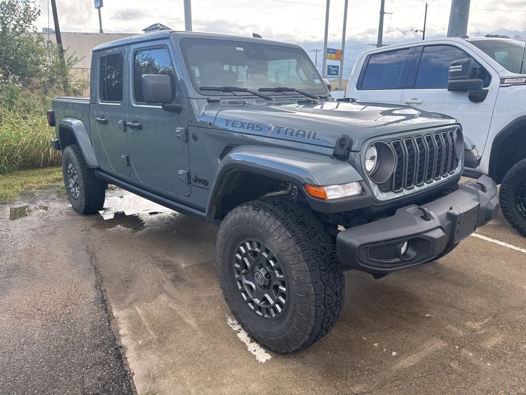 Used 2024 Jeep Gladiator Texas Trail