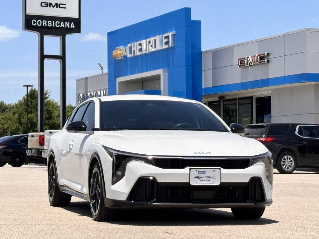 Used 2025 Kia K4 GT-Line Sedan