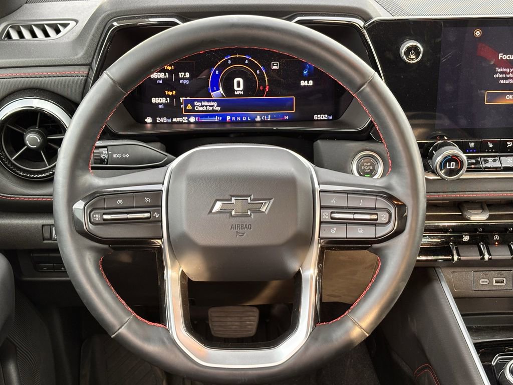 2025 Chevrolet Colorado Z71 - Photo 10