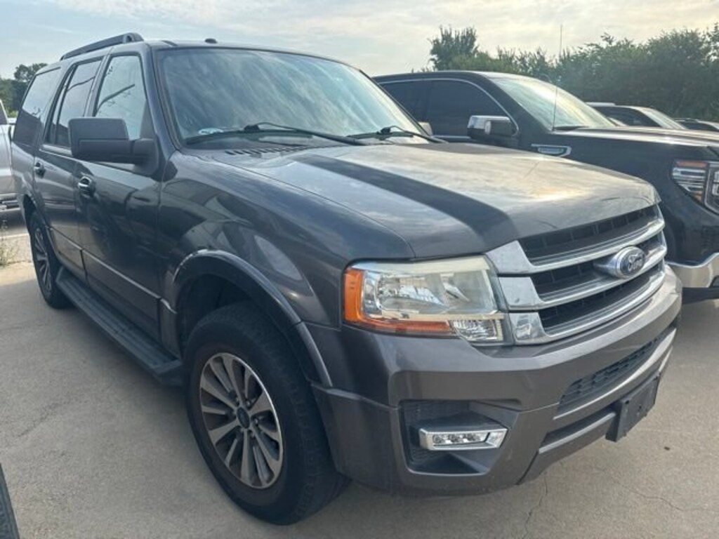 Used 2015 Ford Expedition XLT SUV