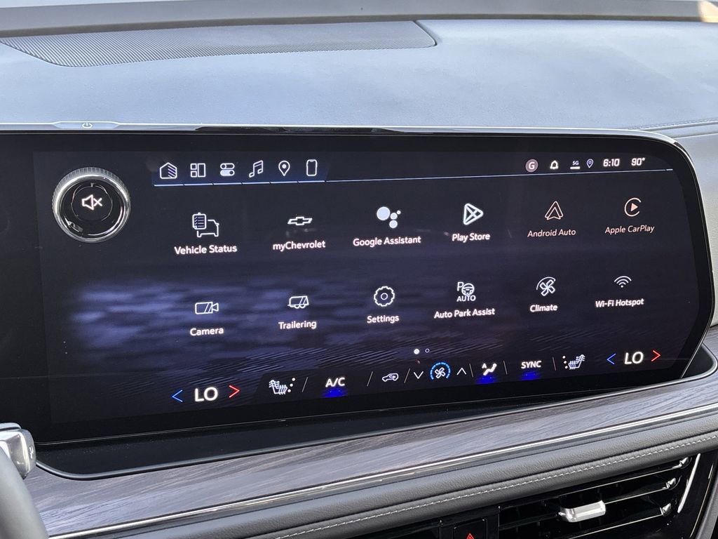 2026 Chevrolet Suburban LT - Photo 12