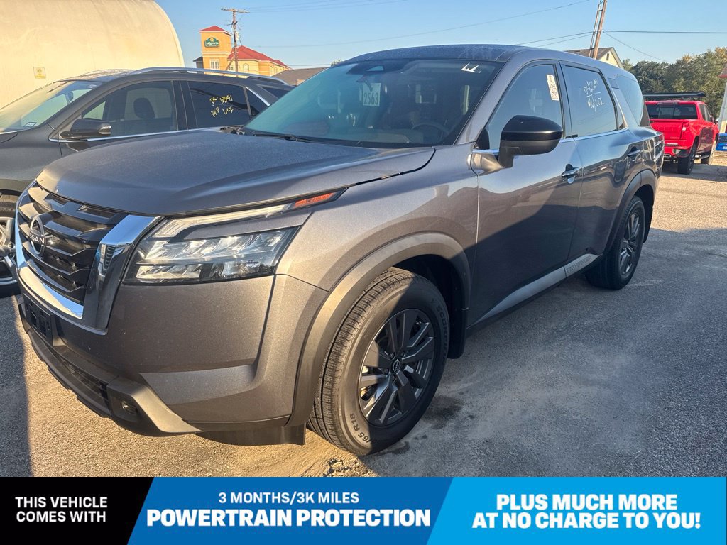 2024 Nissan Pathfinder S