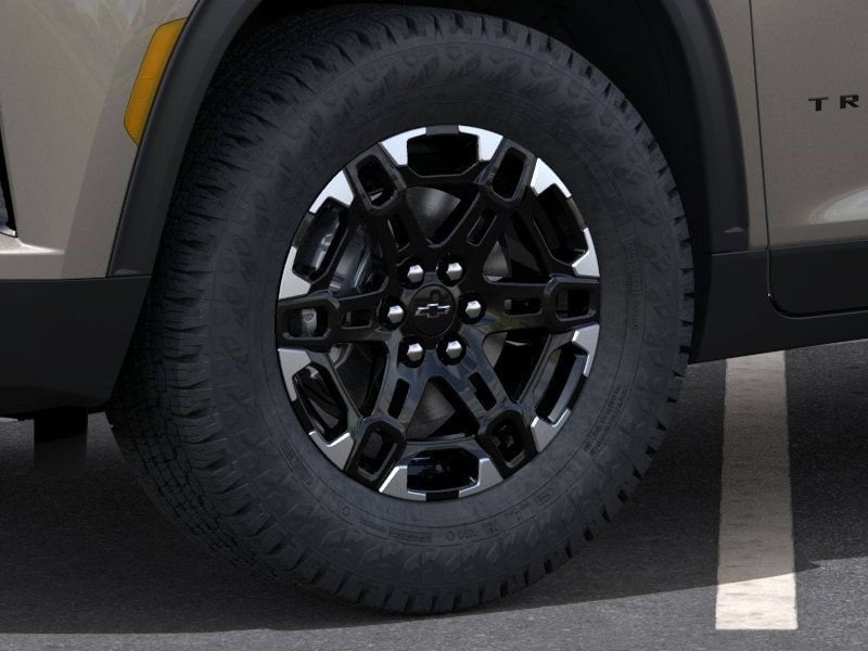 2027 Chevrolet Traverse Z71 - Photo 11