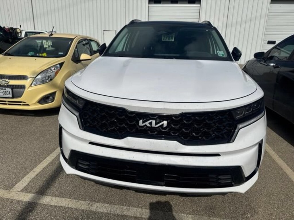 Used 2023 Kia Sorento SX SUV