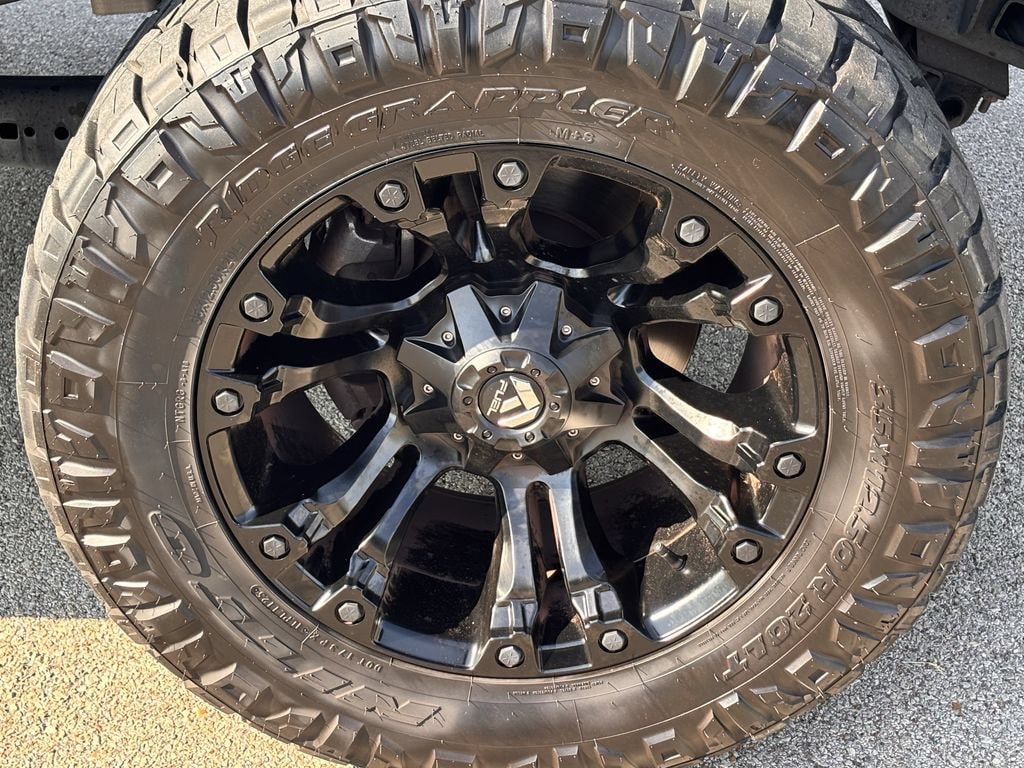 Used 2025 Ford F-250 Lariat Truck