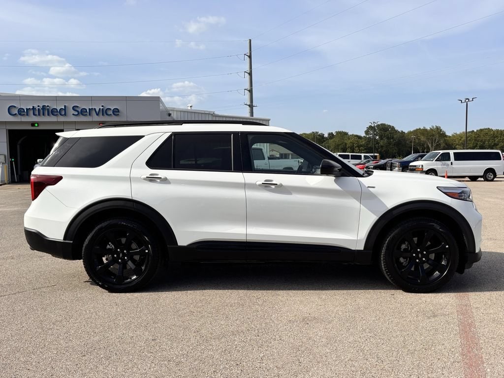 Used 2023 Ford Explorer ST-Line SUV