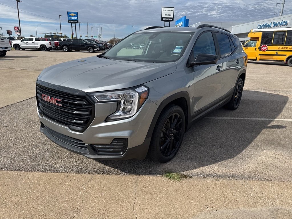 2023 GMC Terrain SLE