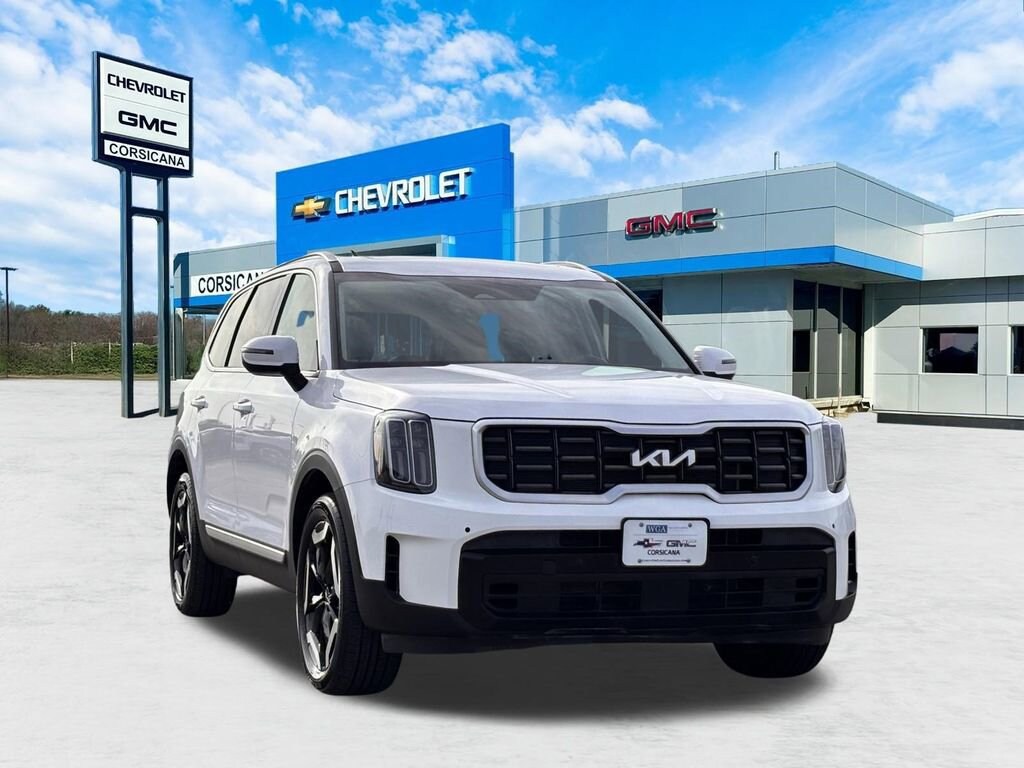 Used 2025 Kia Telluride S