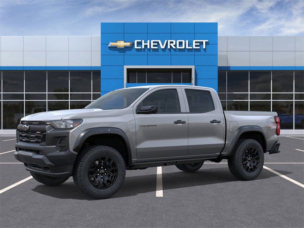 2026 Chevrolet Colorado Trail Boss photo 2