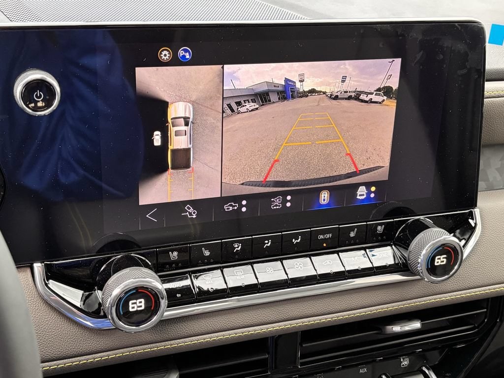 2026 Chevrolet Colorado ZR2 - Photo 11