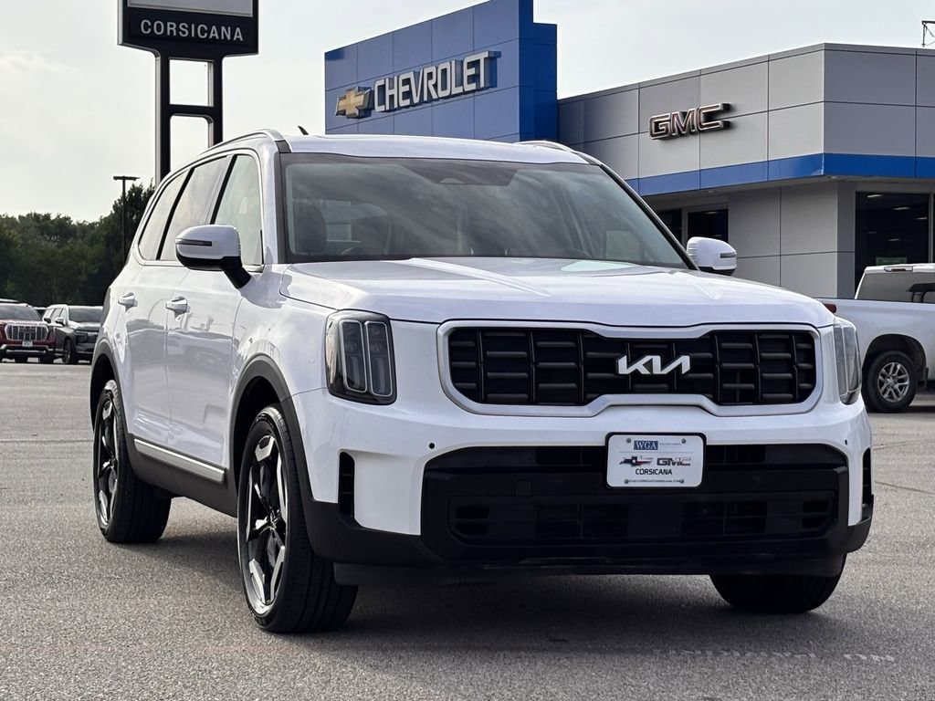 Used 2025 Kia Telluride S