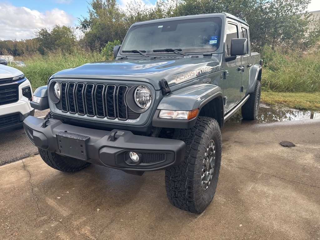 Used 2024 Jeep Gladiator Texas Trail