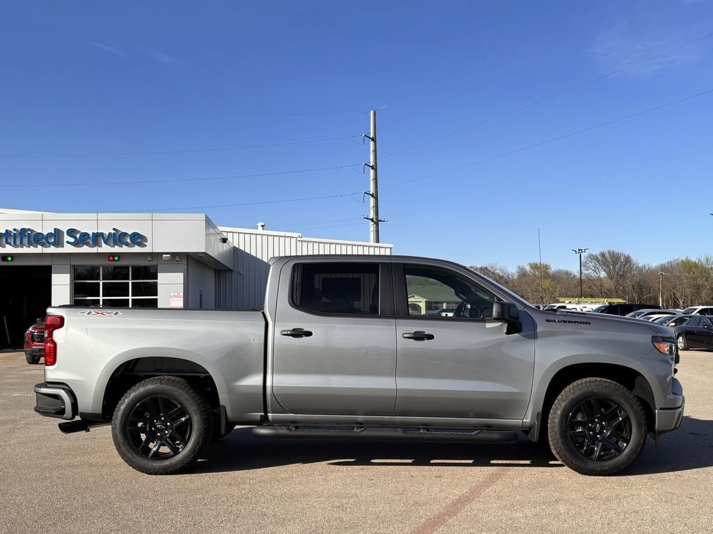 New 2026 Chevrolet Silverado 1500 Custom Truck